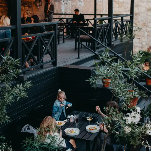10Vanadzina restorans